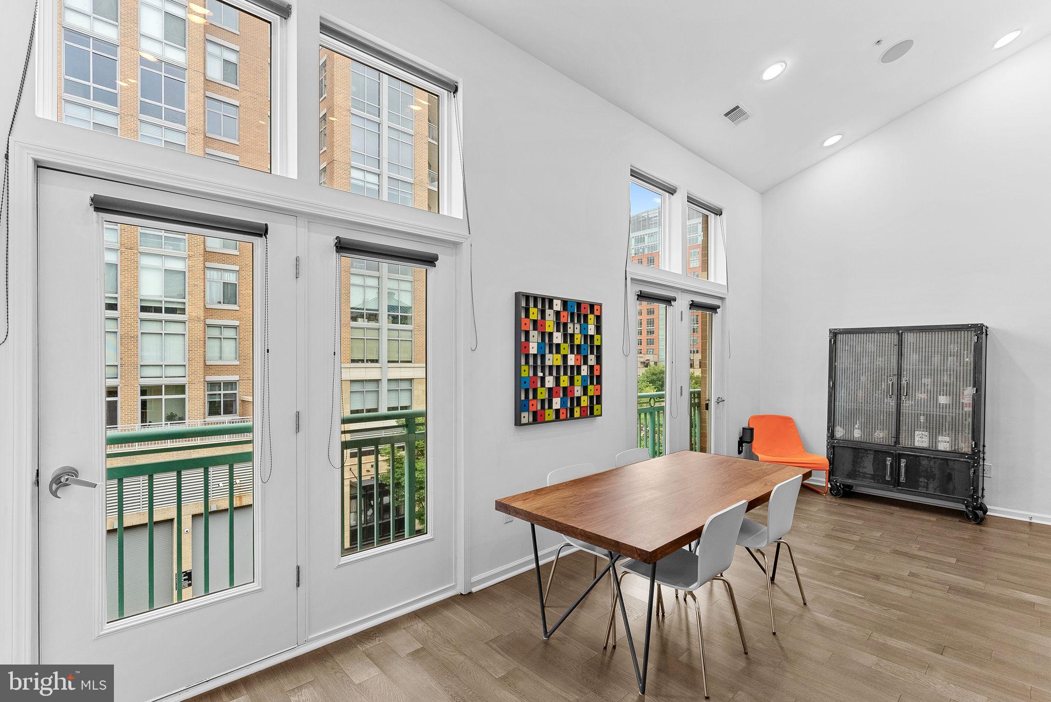 SAVOY AT RESTON TOWN CENTER - Residential