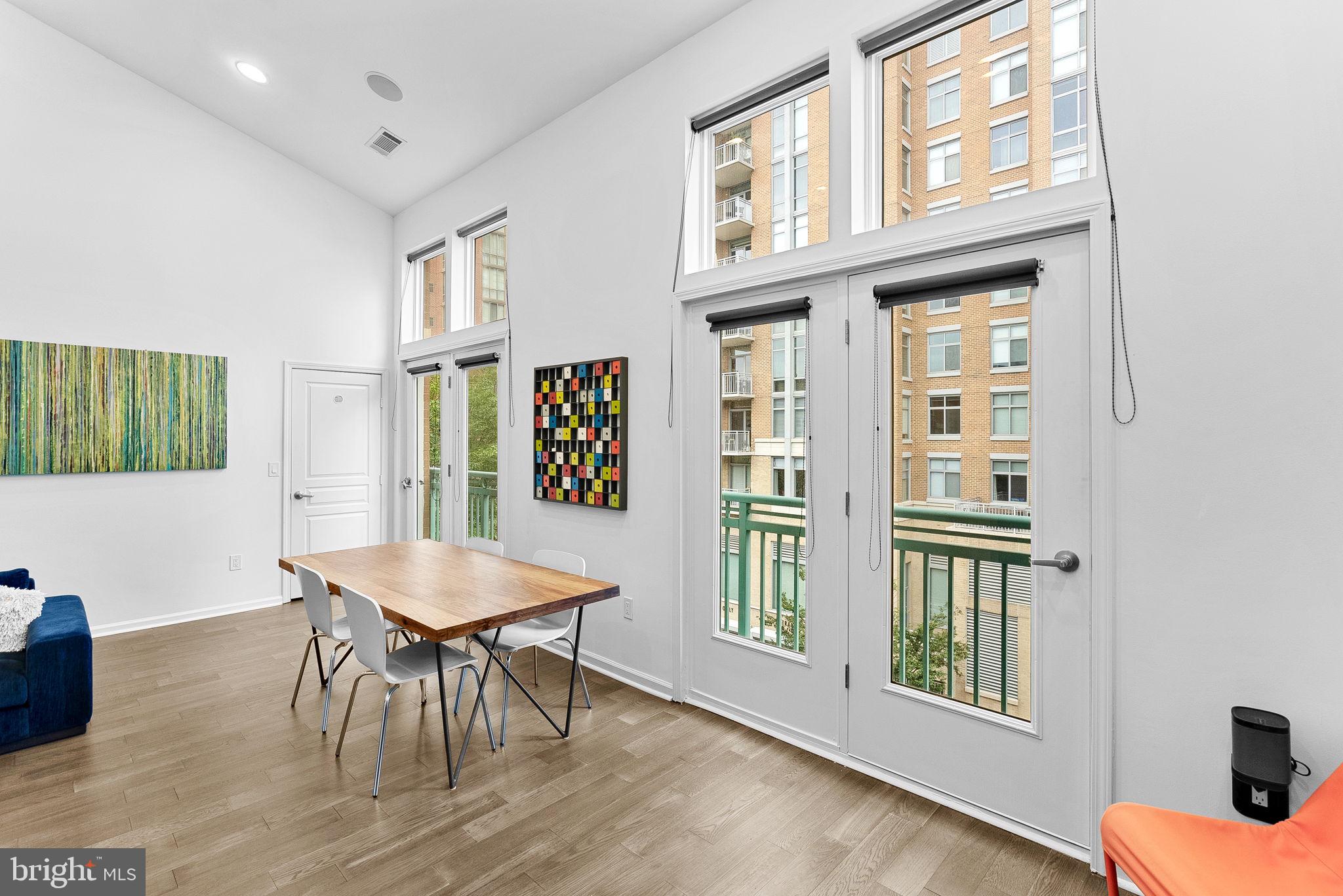 SAVOY AT RESTON TOWN CENTER - Residential