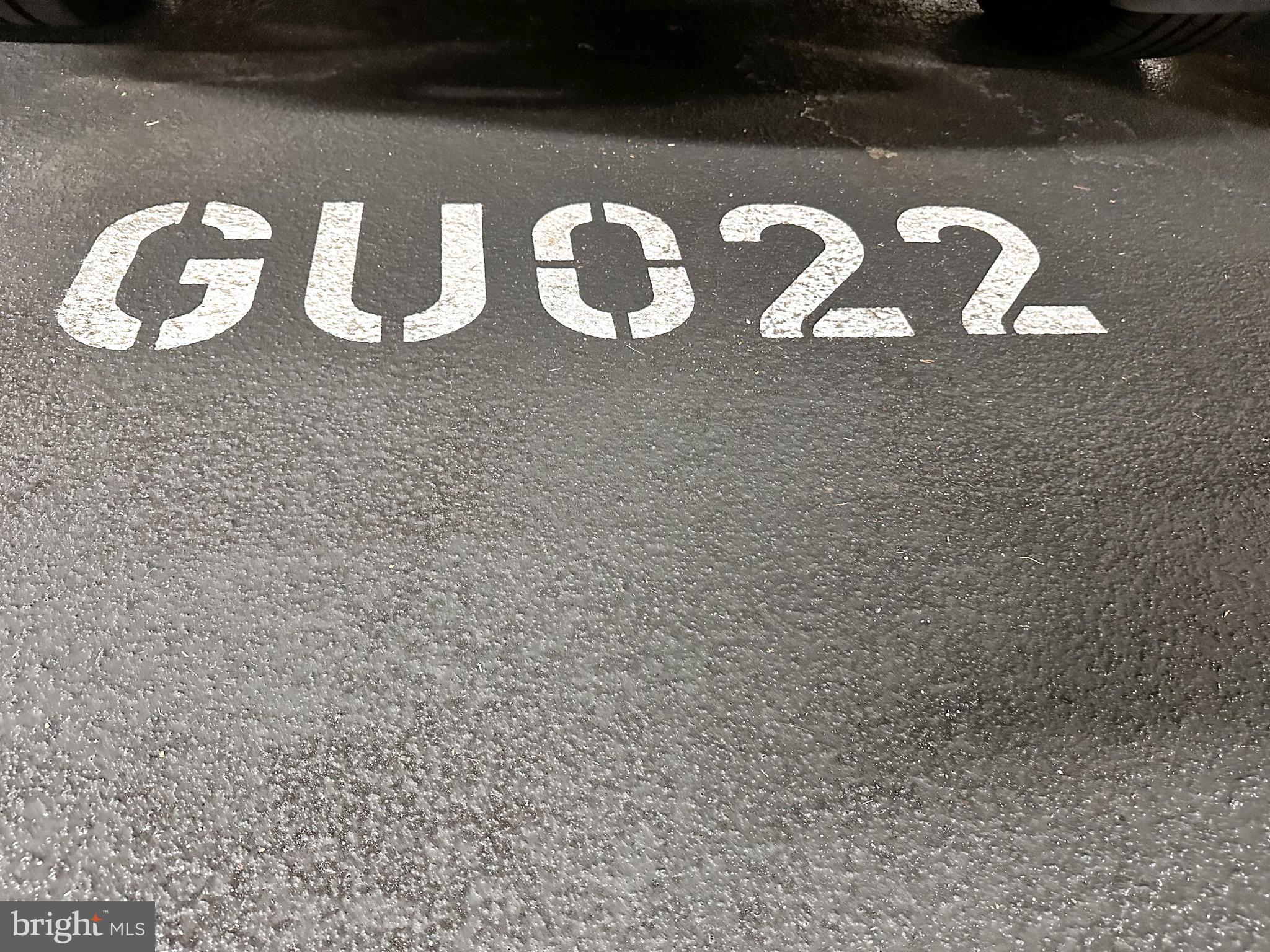 SAVOY AT RESTON TOWN CENTER - Residential