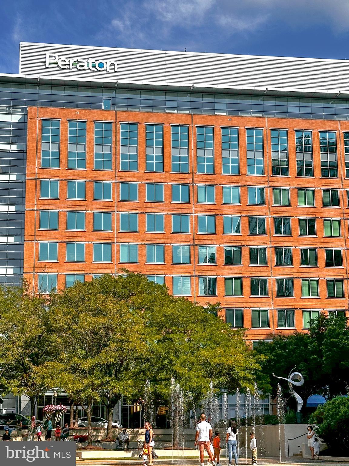 SAVOY AT RESTON TOWN CENTER - Residential