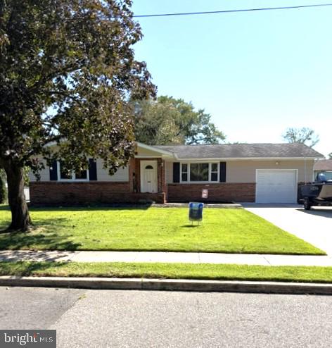 915 MULLEN AVENUE