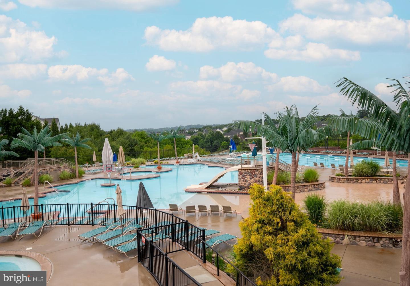 VILLAGES OF URBANA - Residential Lease