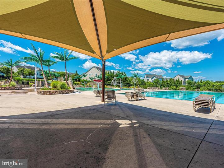 VILLAGES OF URBANA - Residential Lease