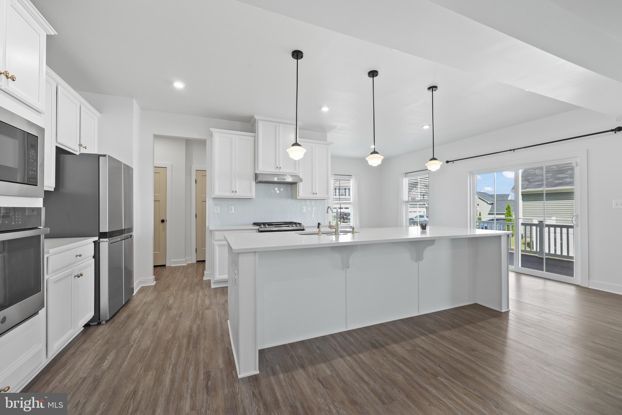 LEE'S PARKE - Residential