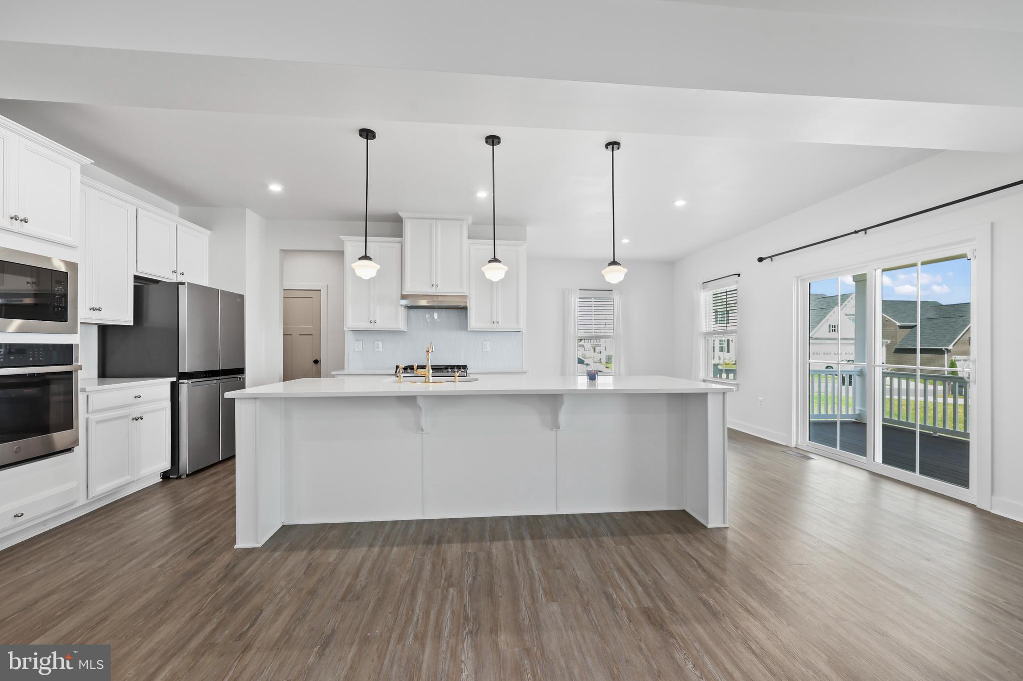 LEE'S PARKE - Residential