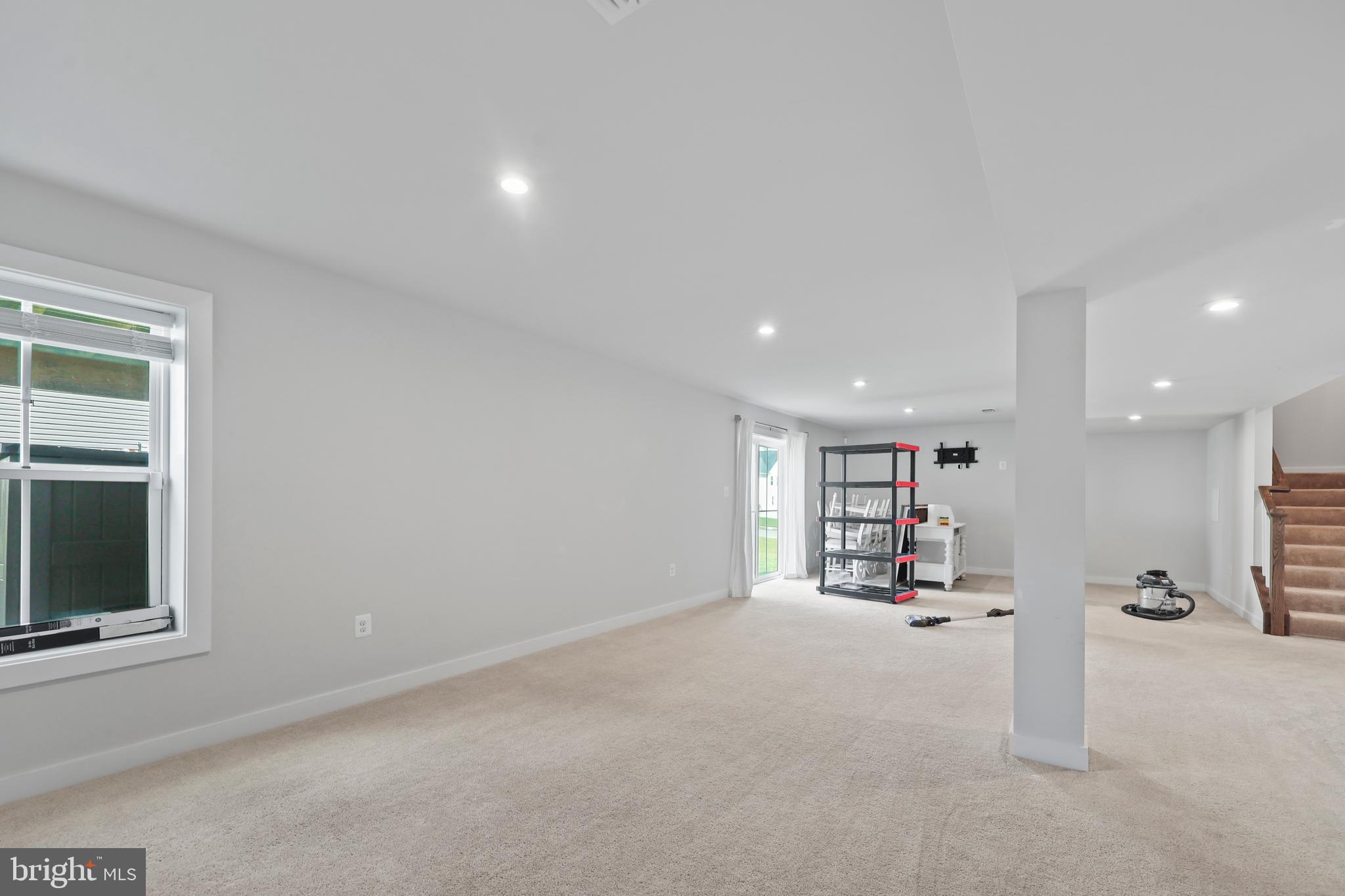 LEE'S PARKE - Residential