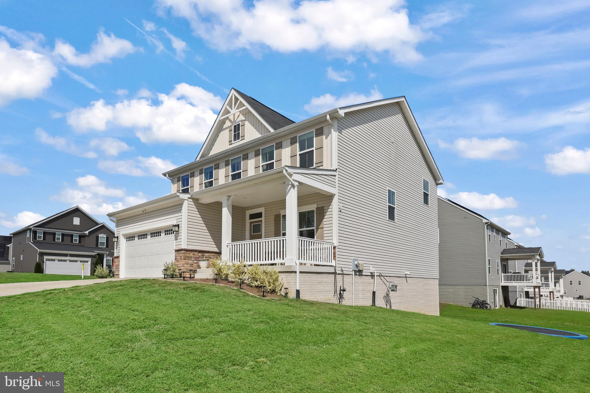 LEE'S PARKE - Residential