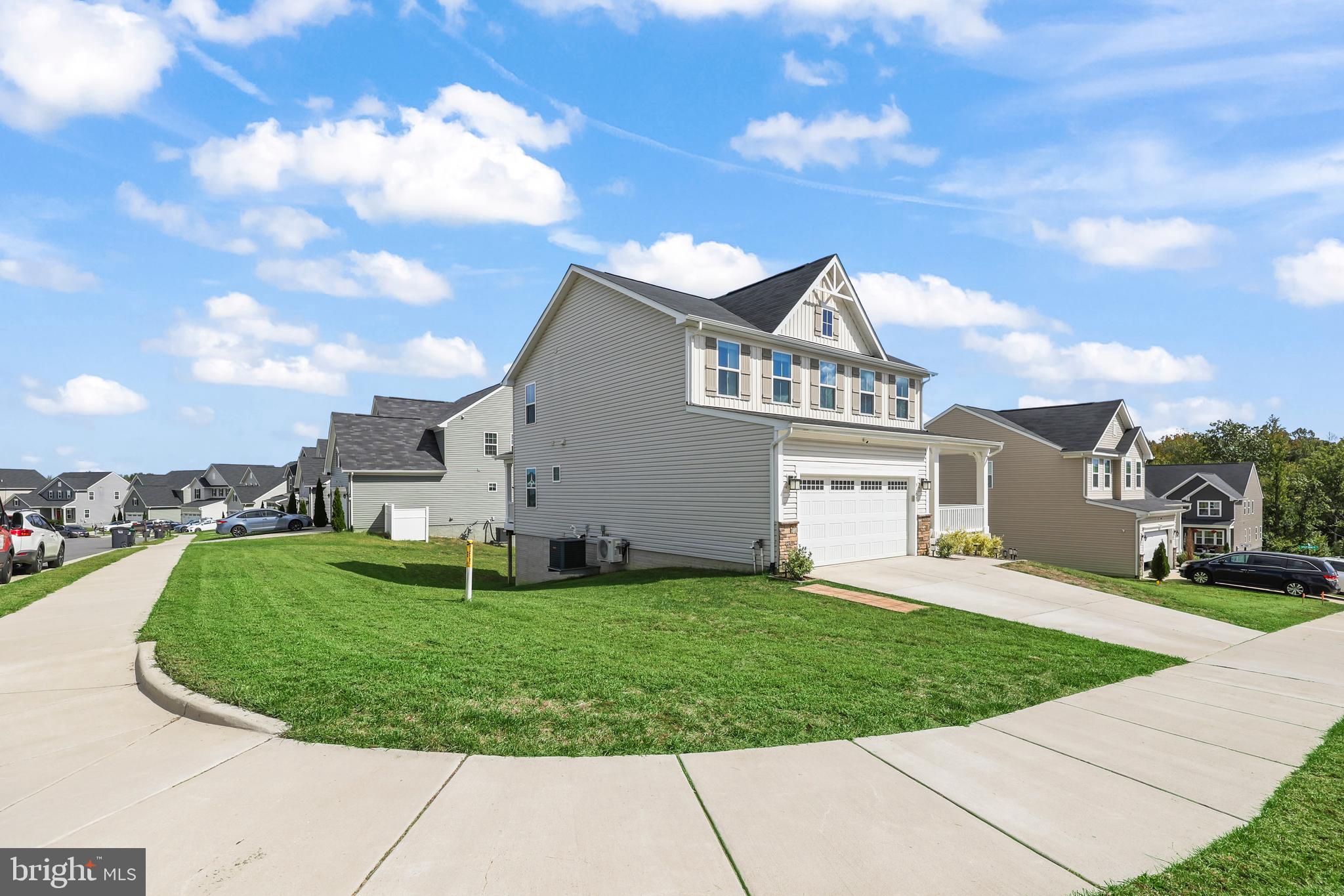 LEE'S PARKE - Residential