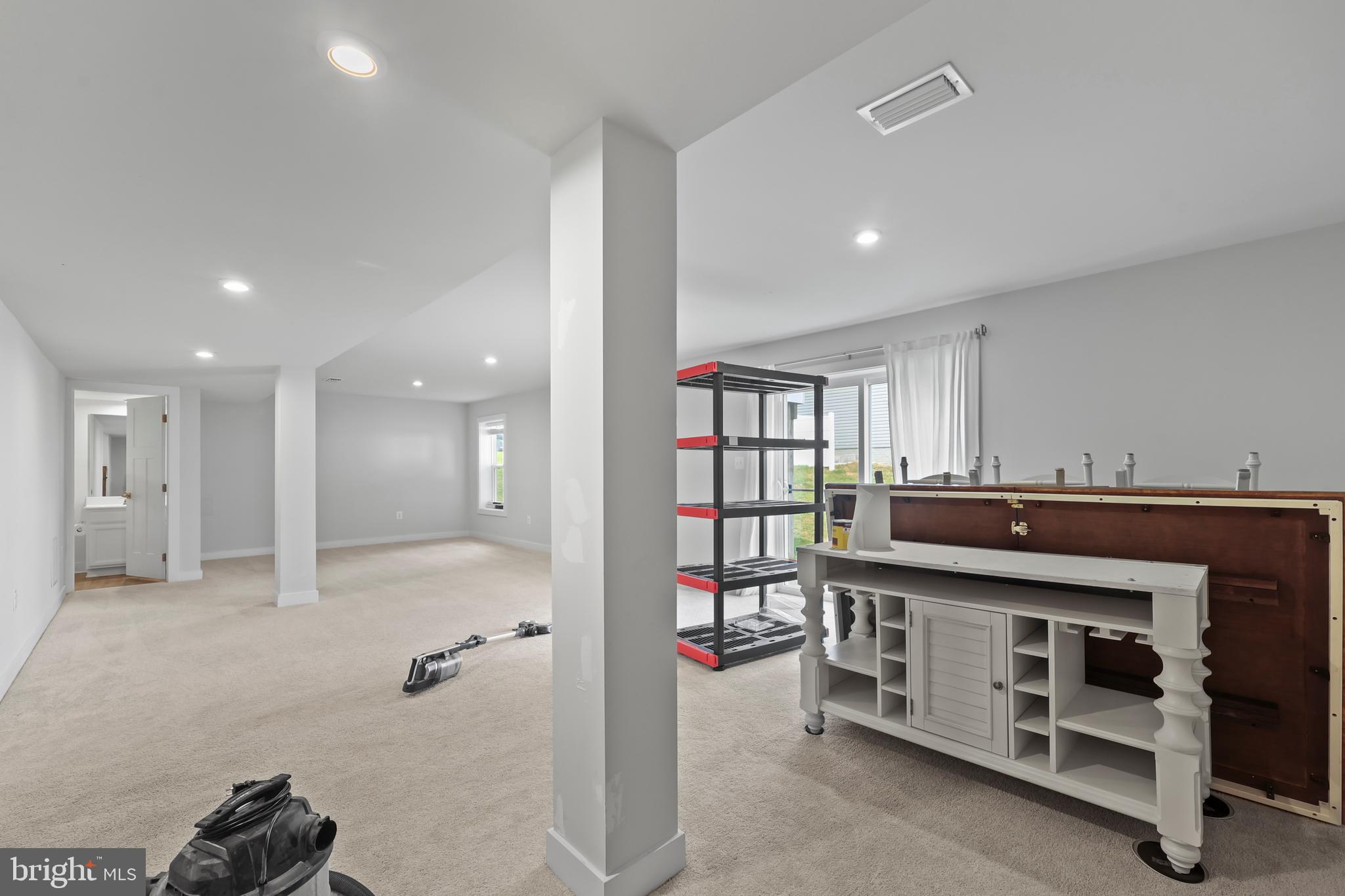 LEE'S PARKE - Residential