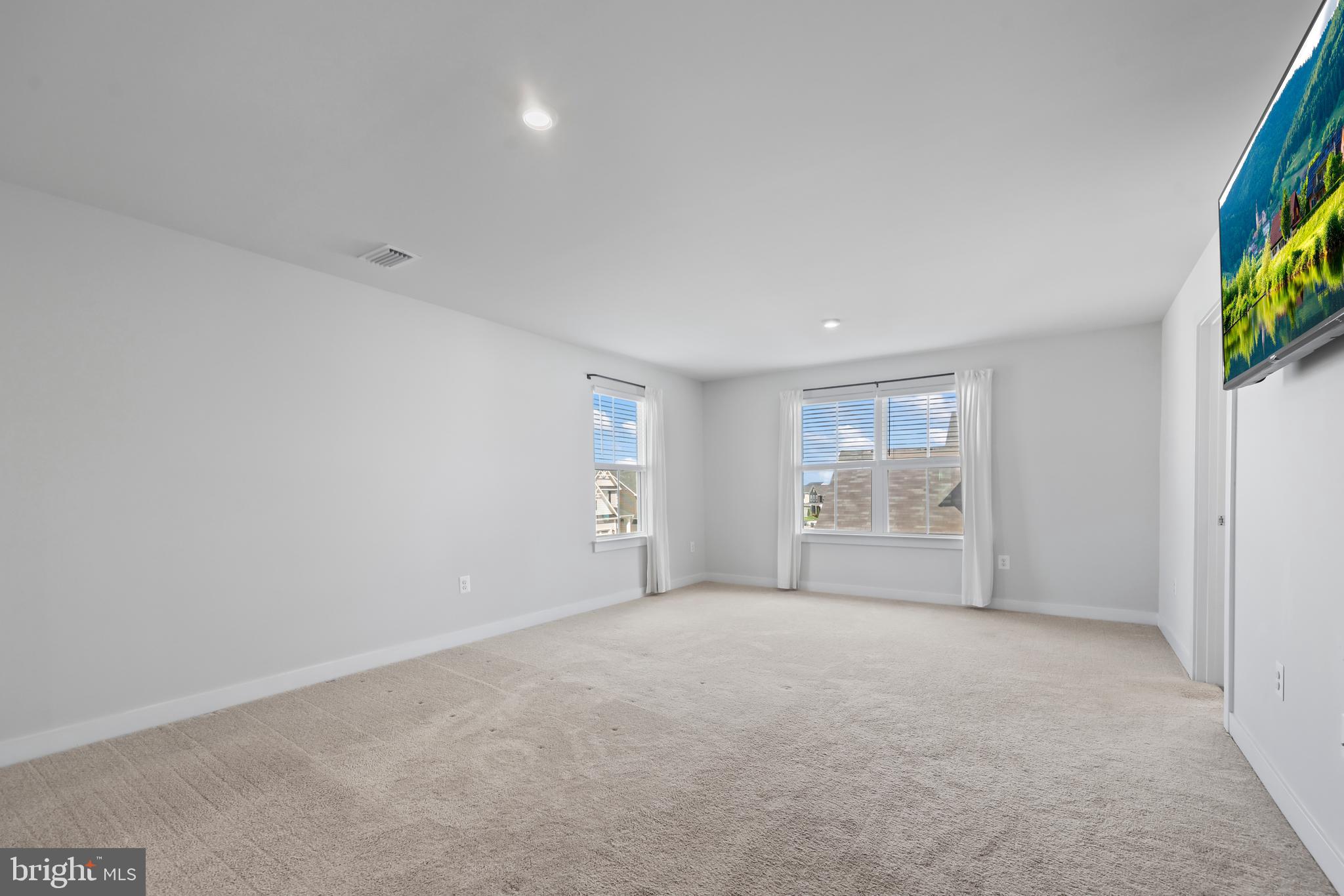 LEE'S PARKE - Residential