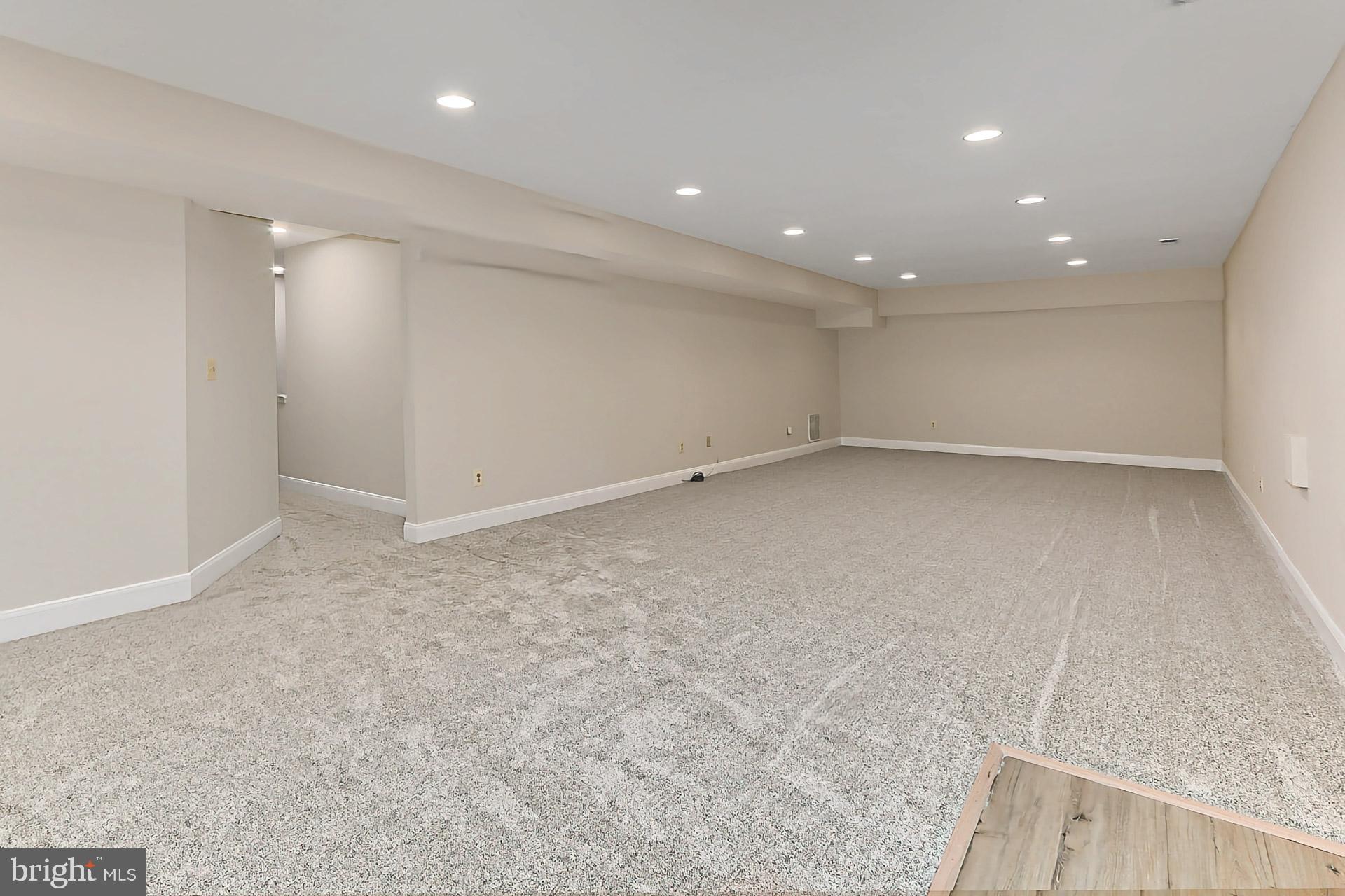 HUNT AT FAIRFAX STATION - Residential