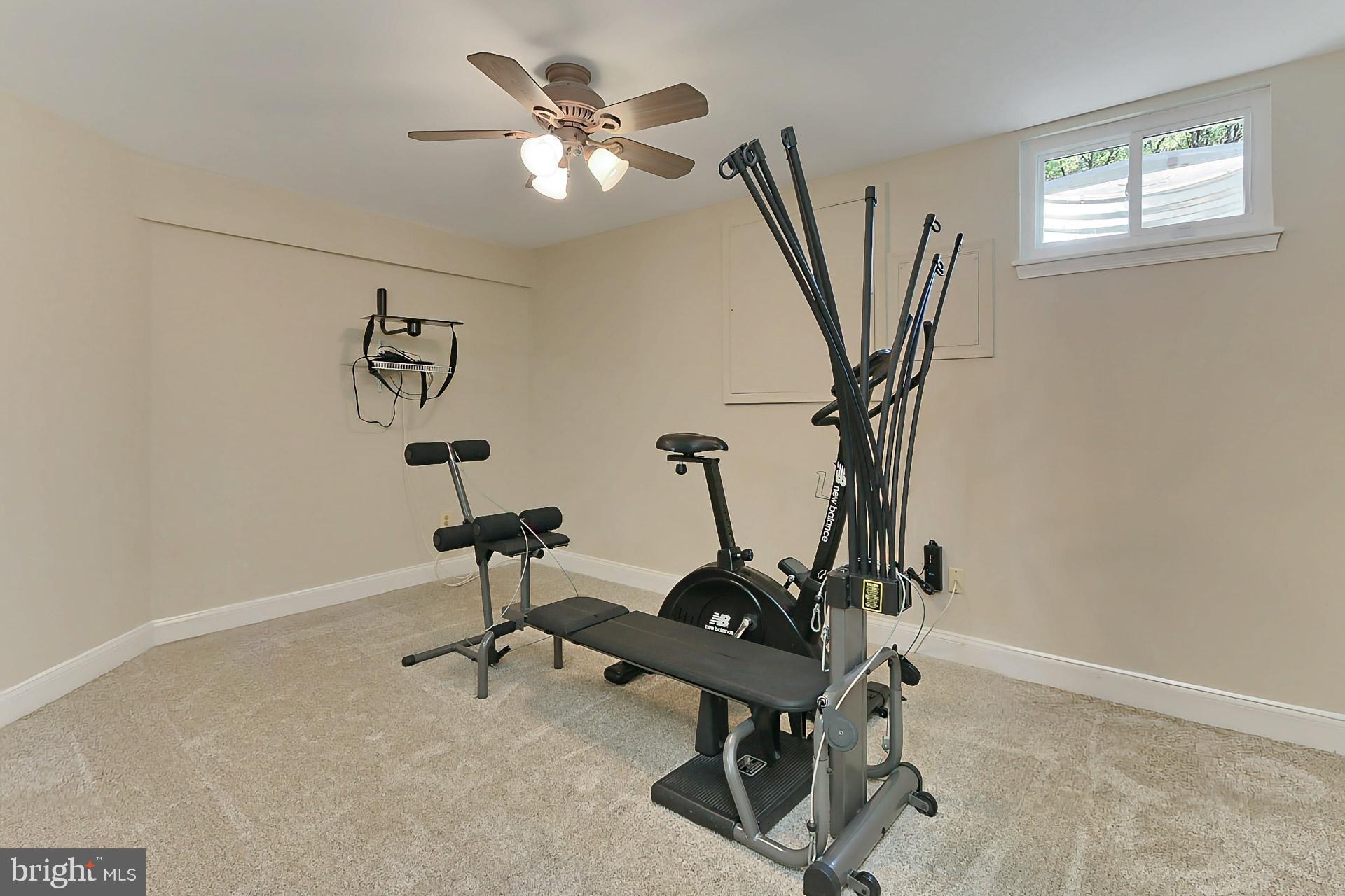 HUNT AT FAIRFAX STATION - Residential