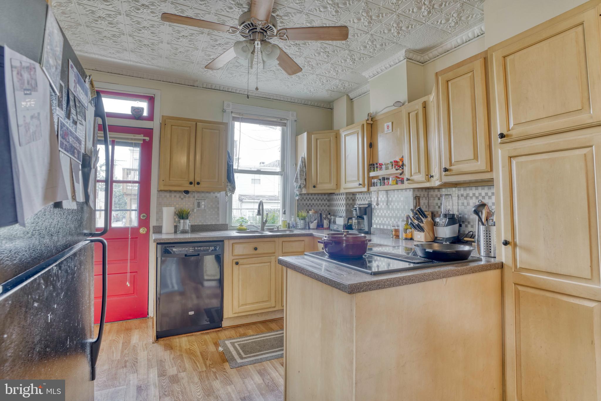 LOCUST POINT - Residential Lease