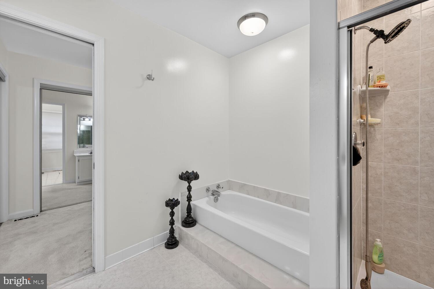 MANOR VILLAGE - Residential