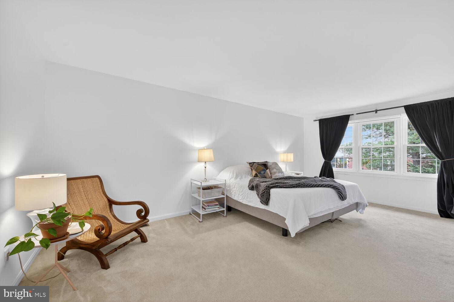 MANOR VILLAGE - Residential