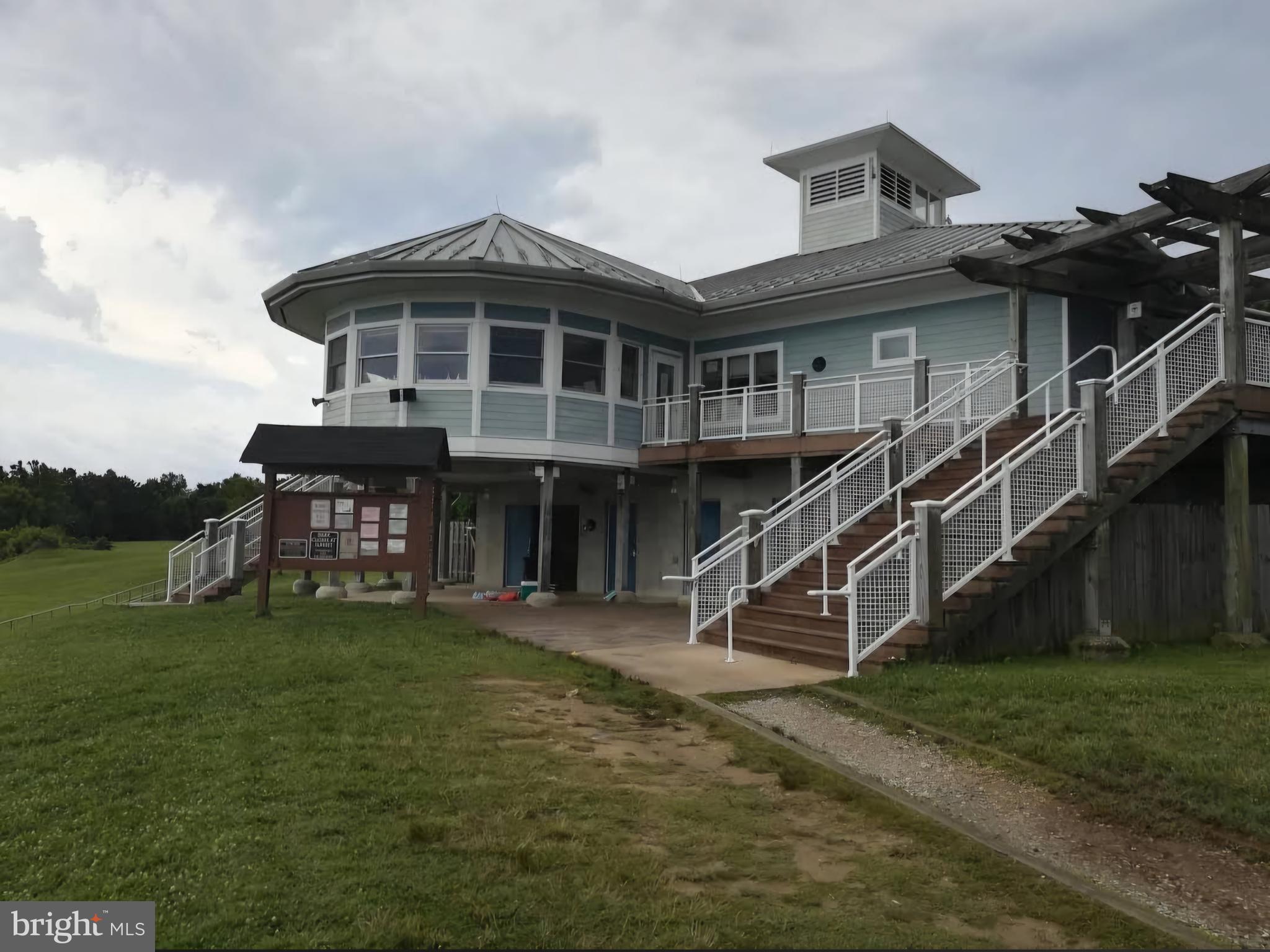 OLIVER BEACH - Residential