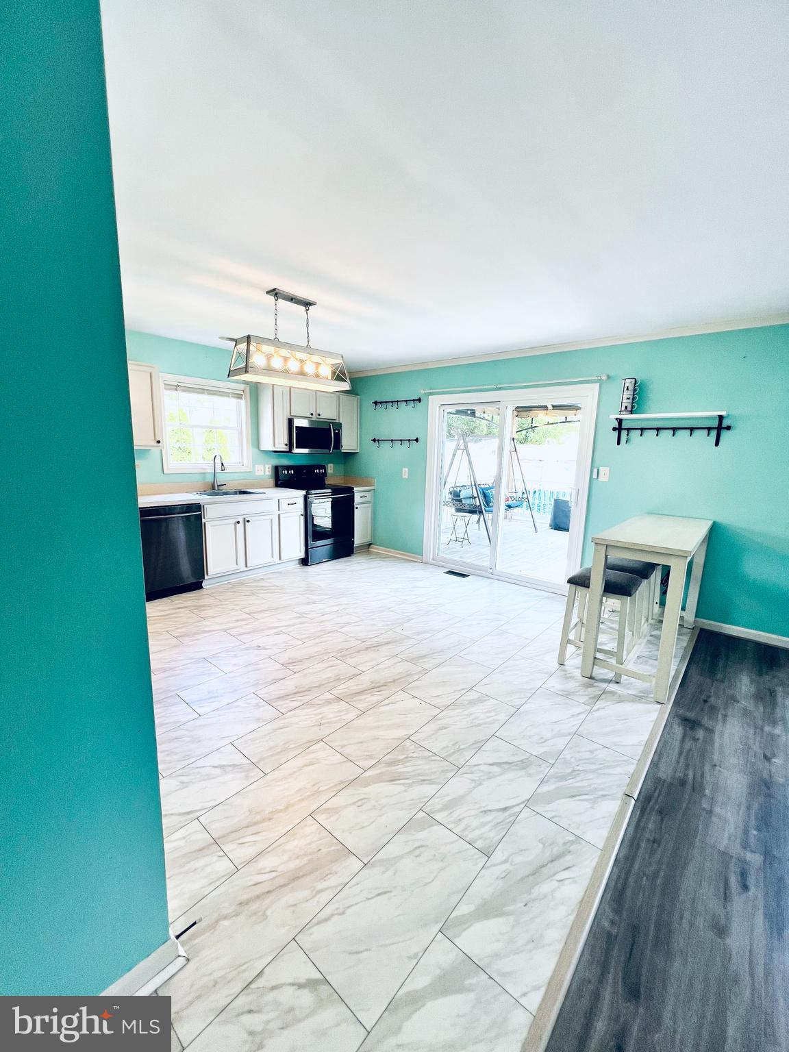OLIVER BEACH - Residential