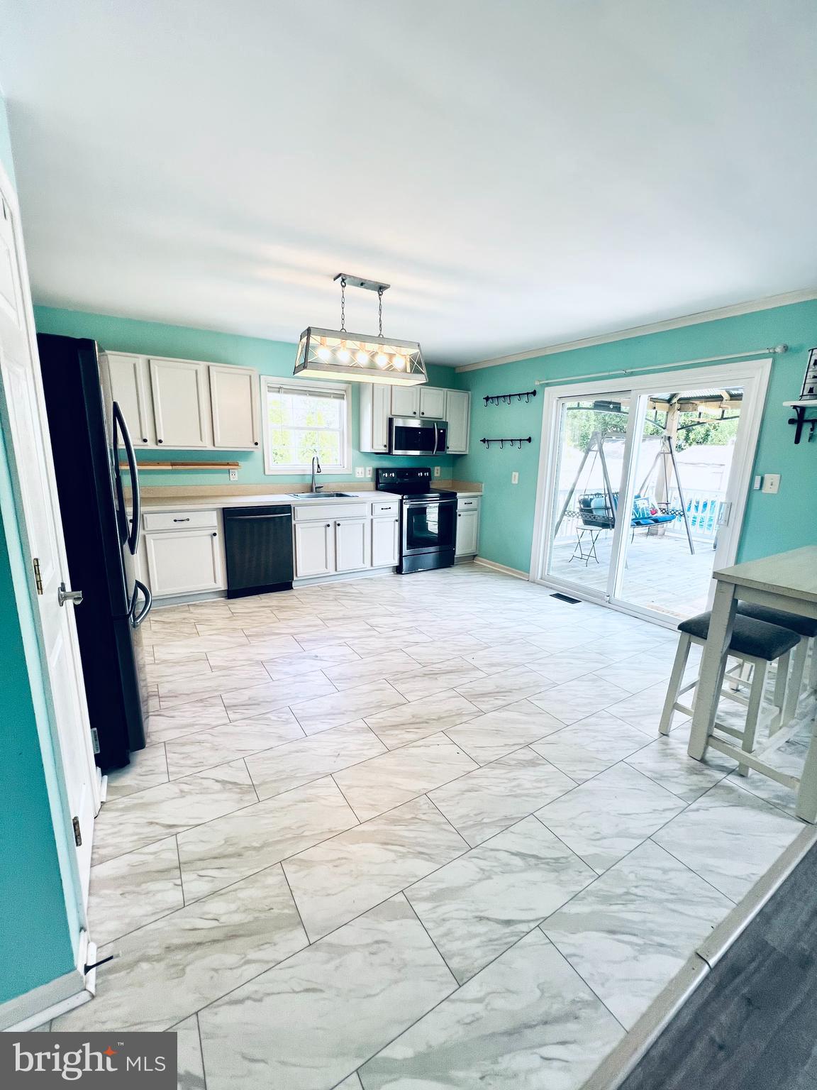 OLIVER BEACH - Residential