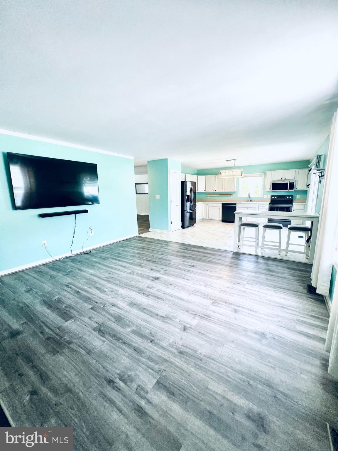 OLIVER BEACH - Residential