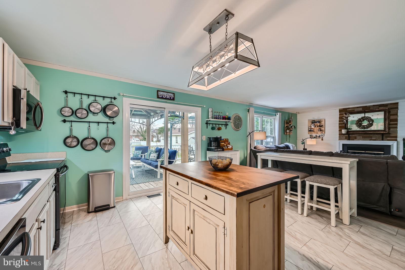 OLIVER BEACH - Residential