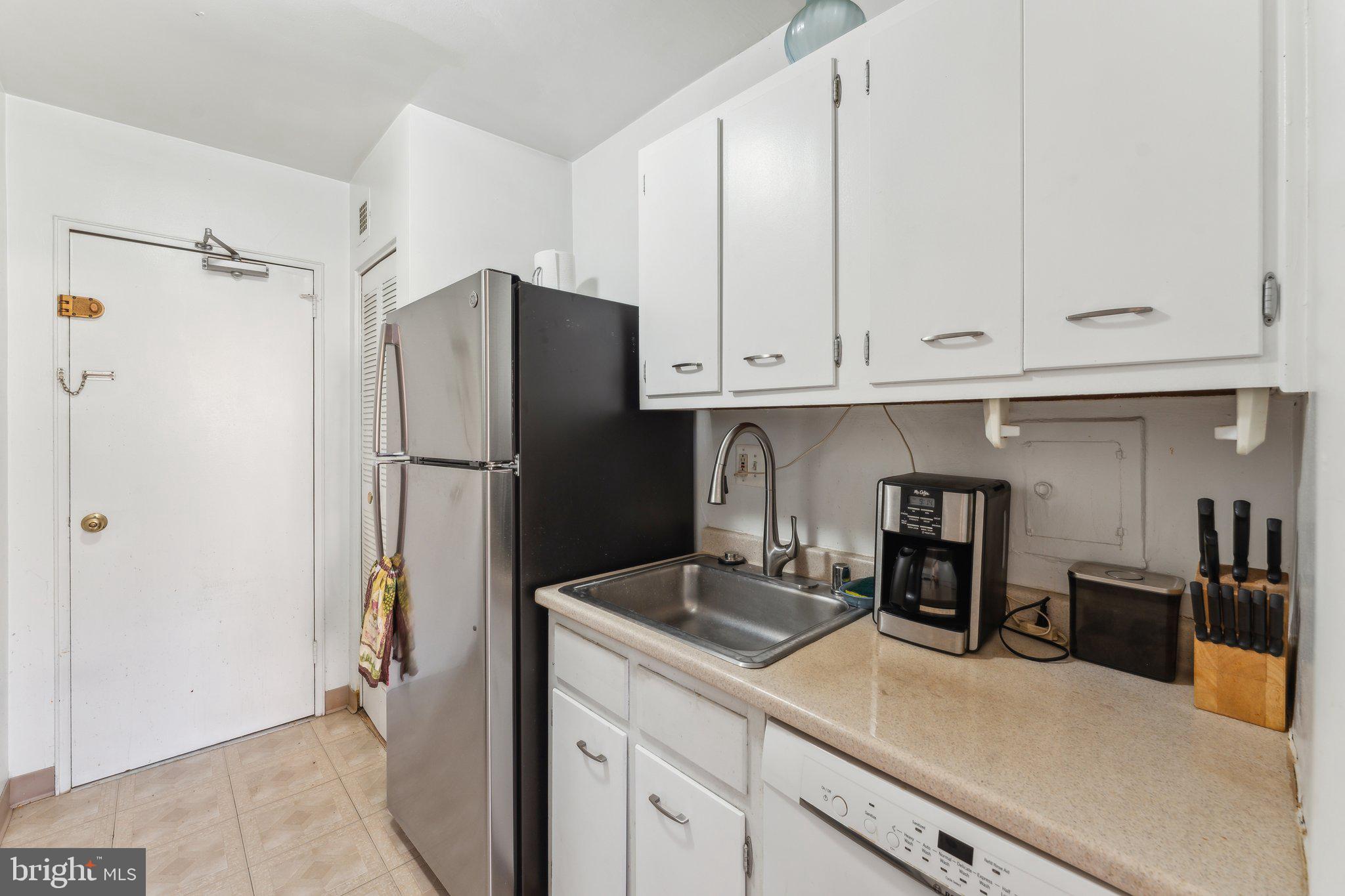 1830 COLUMBIA PIKE 103