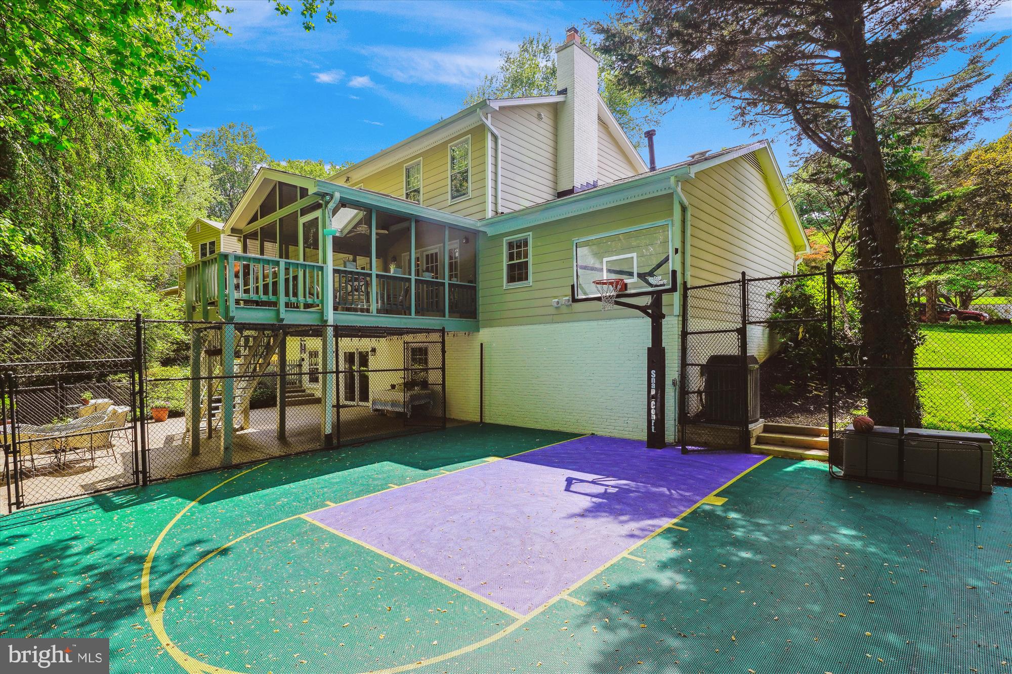 FOREST VILLA WOODS - Residential