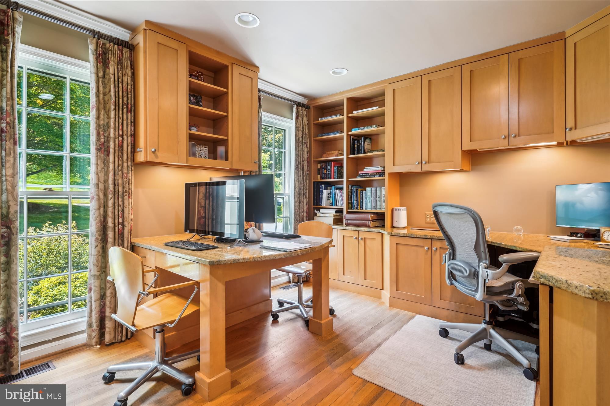 FOREST VILLA WOODS - Residential