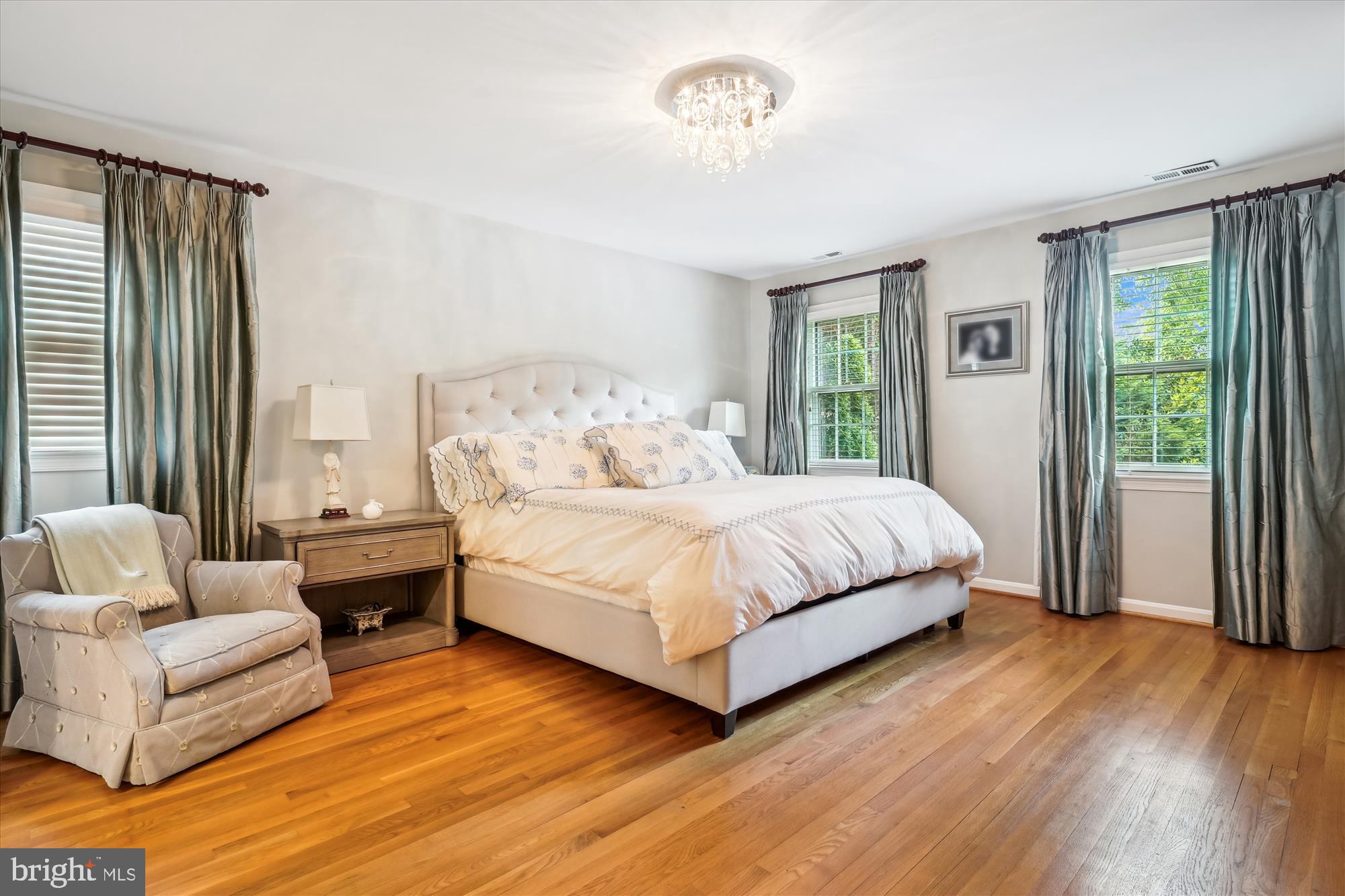 FOREST VILLA WOODS - Residential