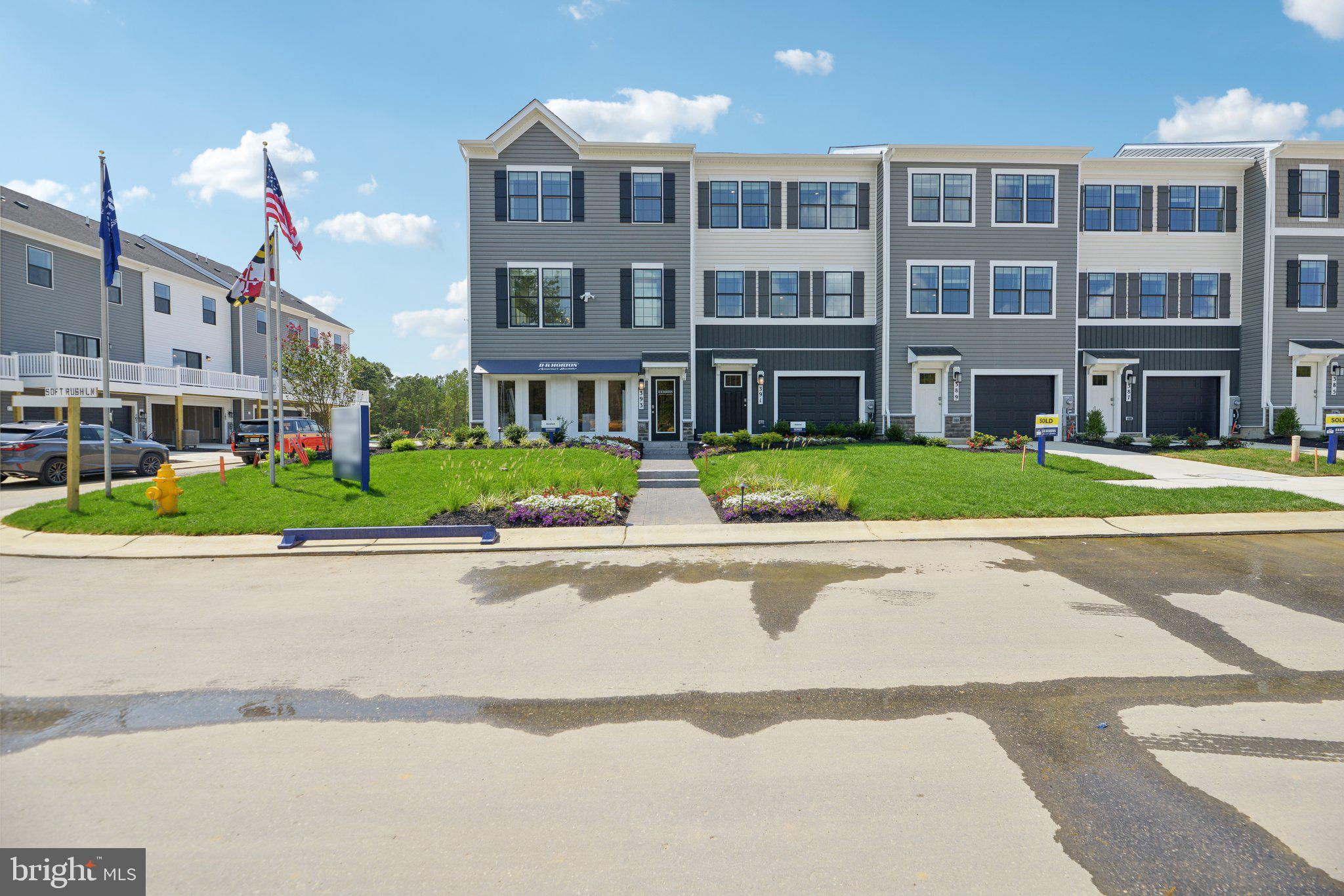 PINEGROVE - Residential