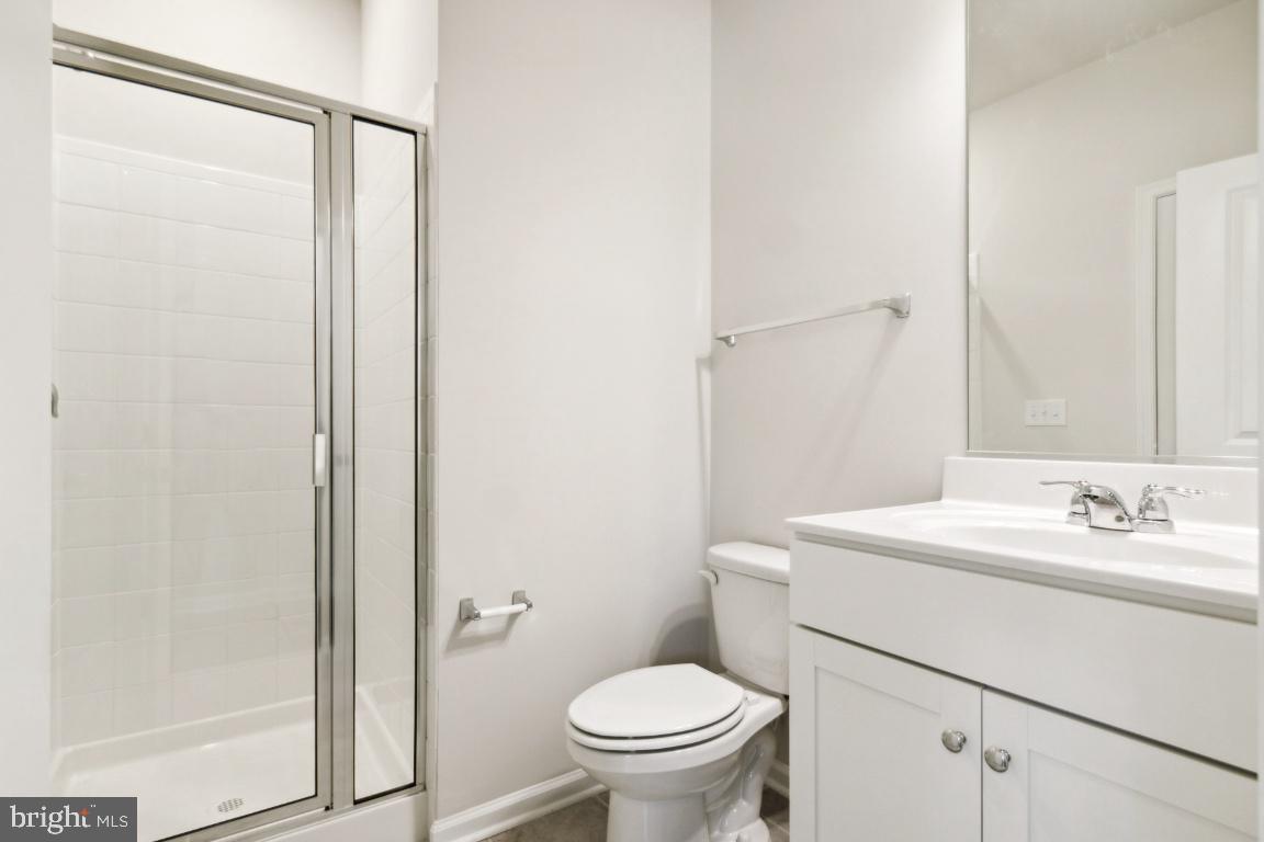 JEFFERSON SQUARE - Residential