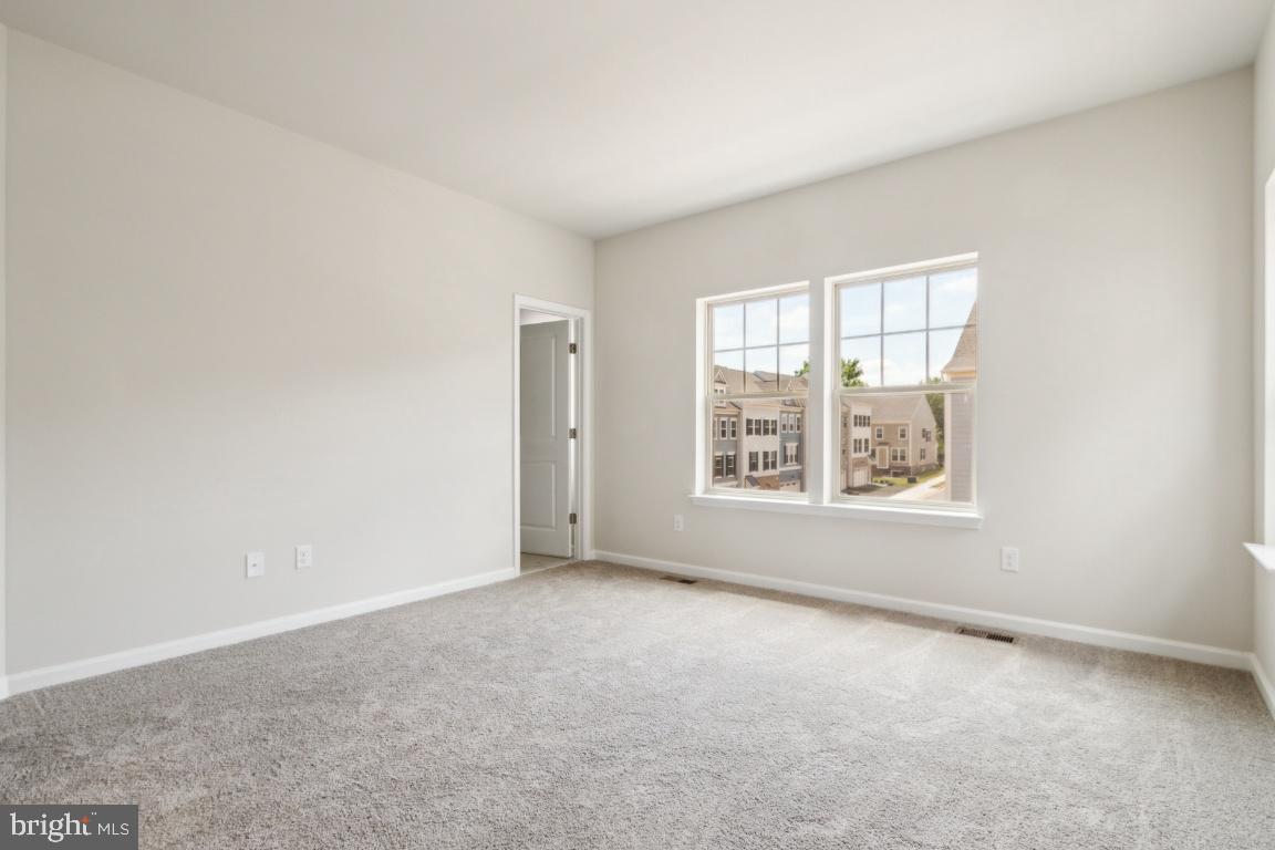 JEFFERSON SQUARE - Residential