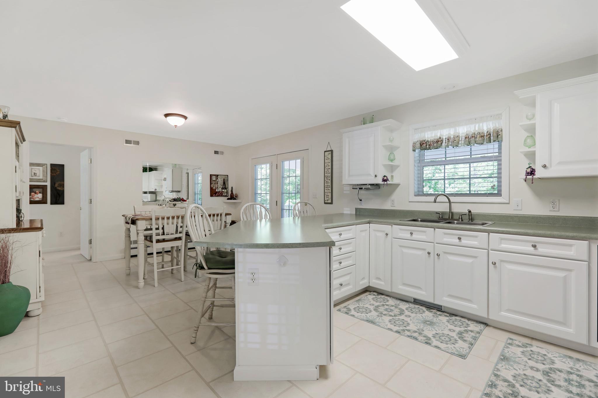 CHESTNUT RIDGE - Residential