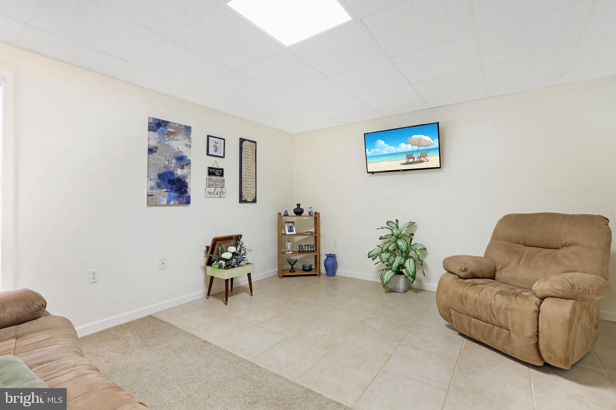 CHESTNUT RIDGE - Residential