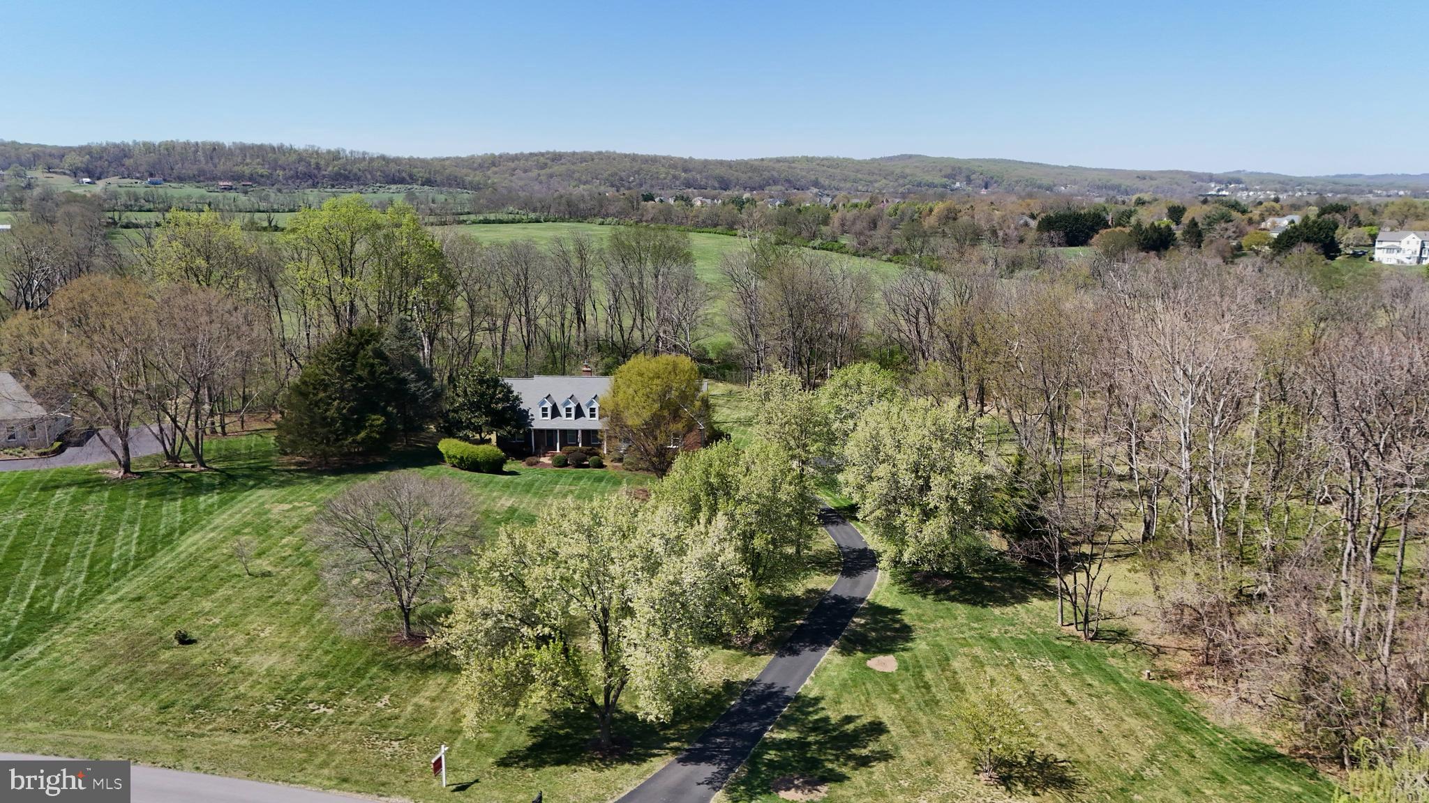 SADDLEBROOK - Residential