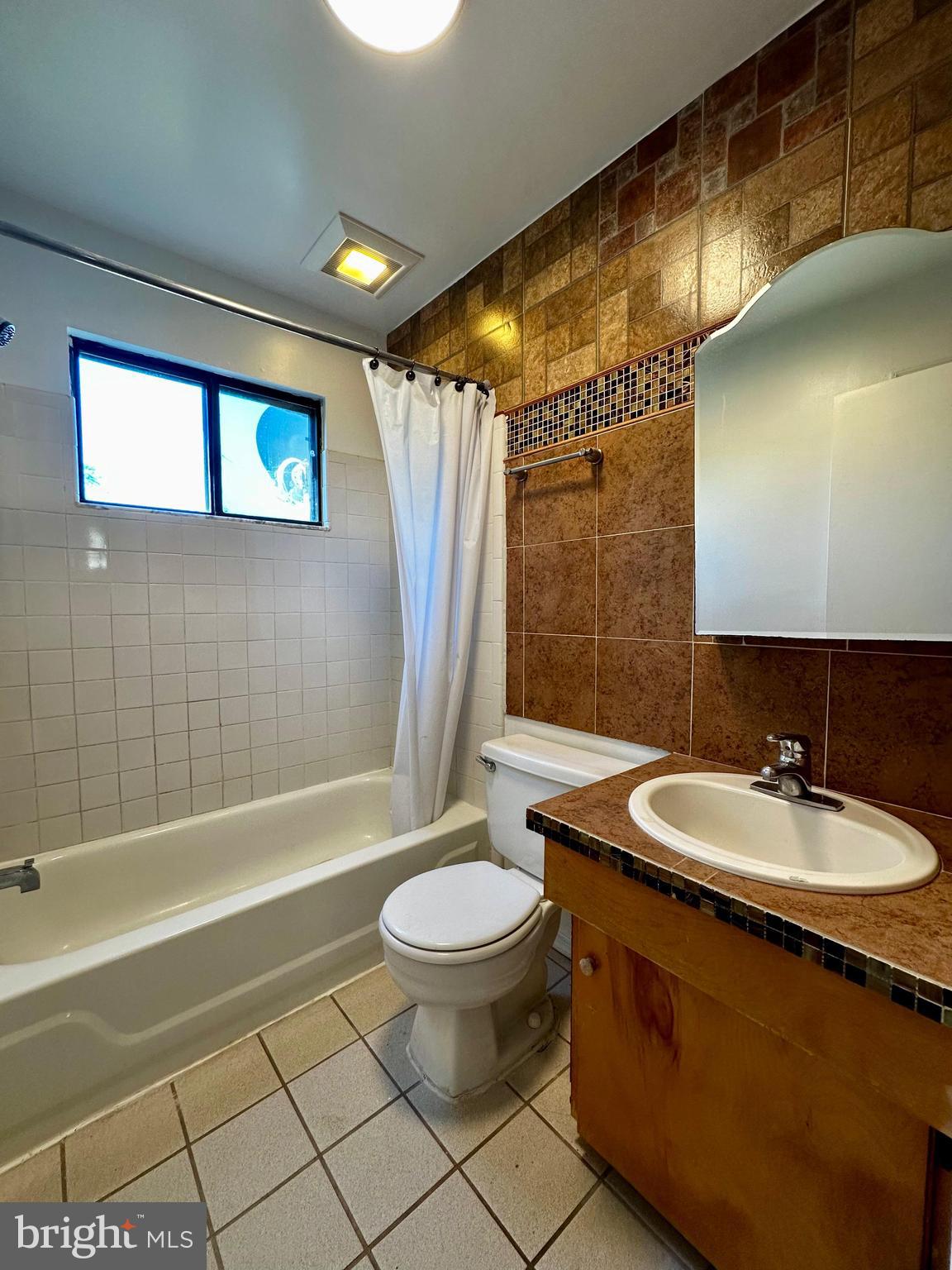 ALCOVA HEIGHTS - Residential