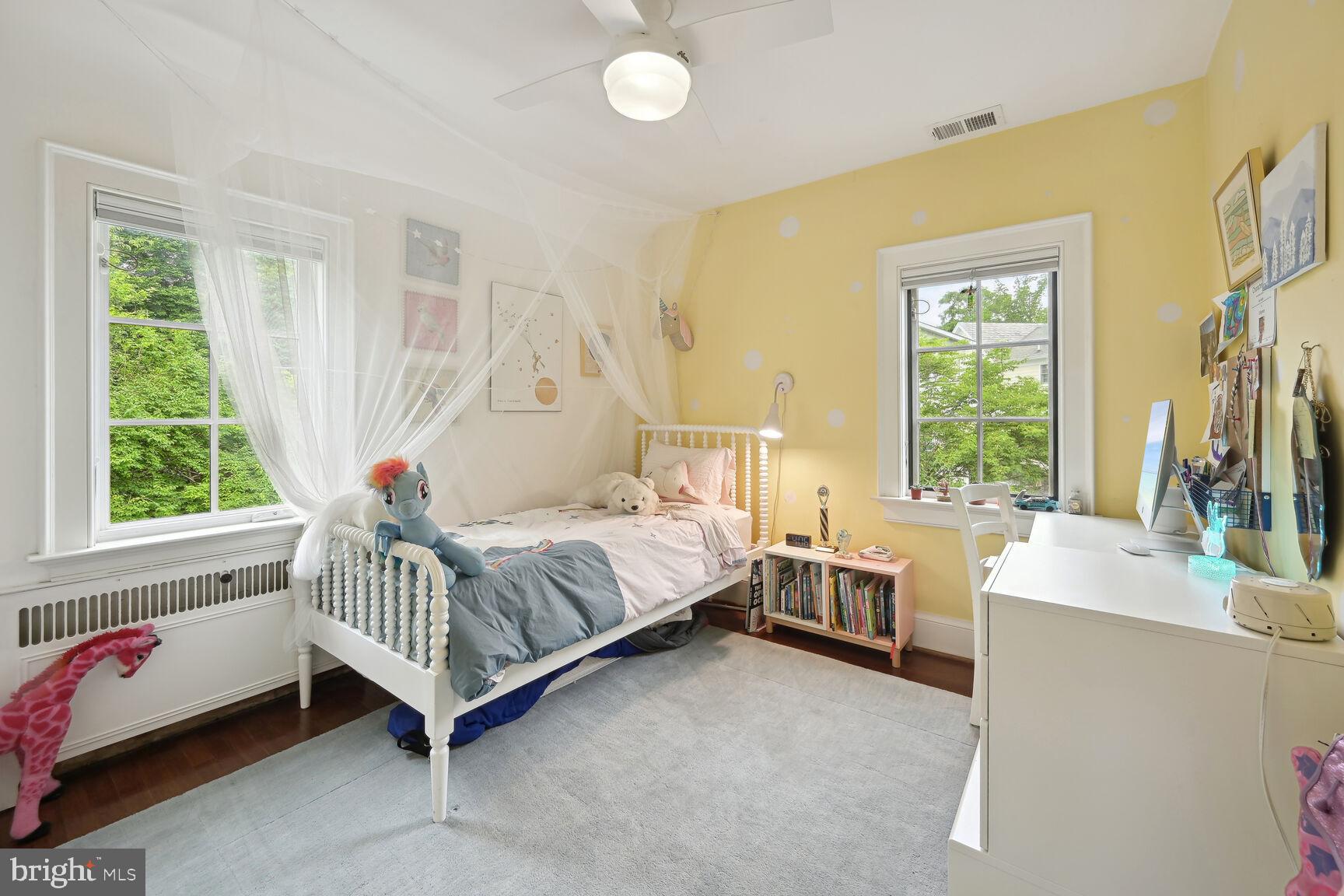 BATTERY PARK - Residential