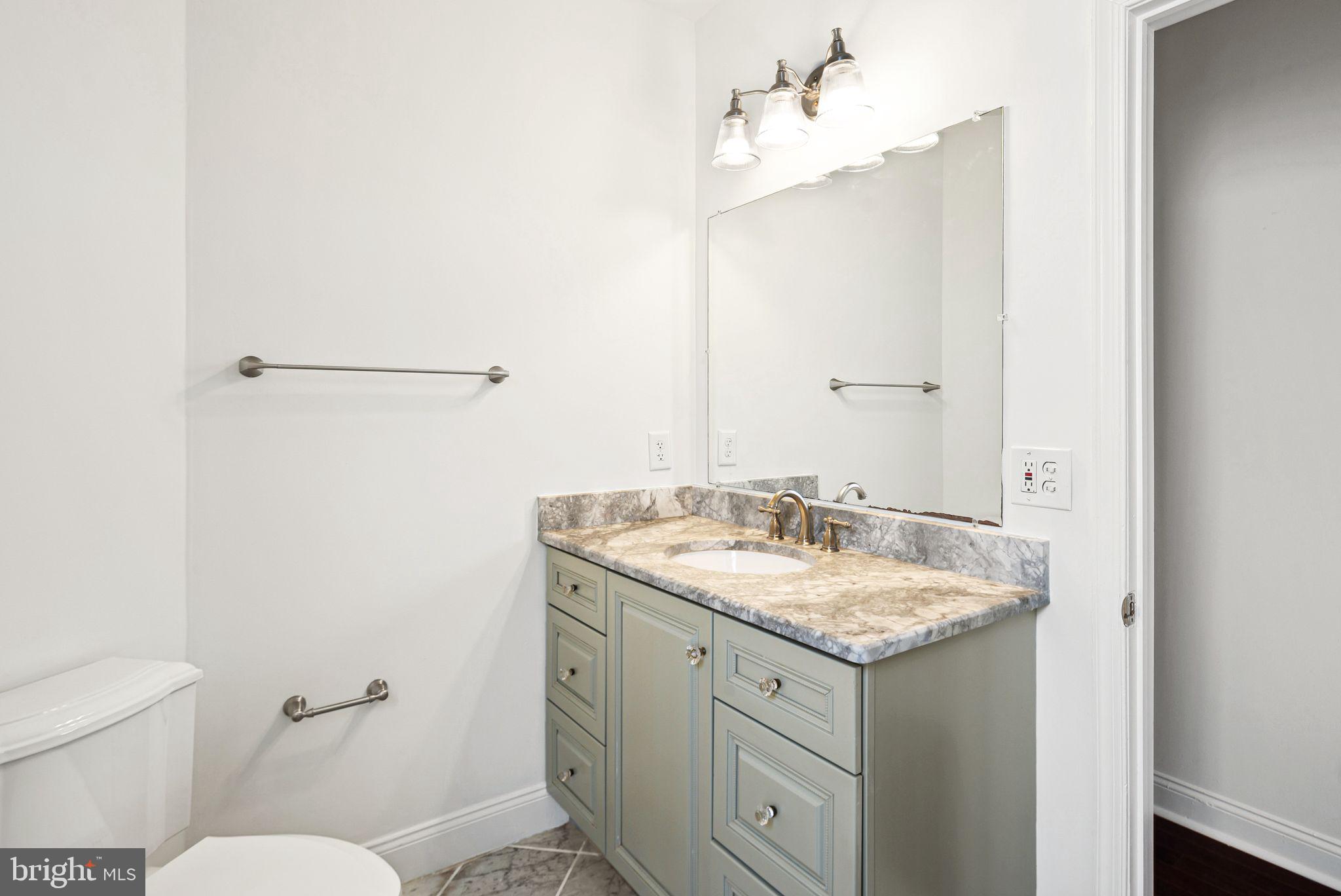 GRADUATE HOSPITAL - Residential