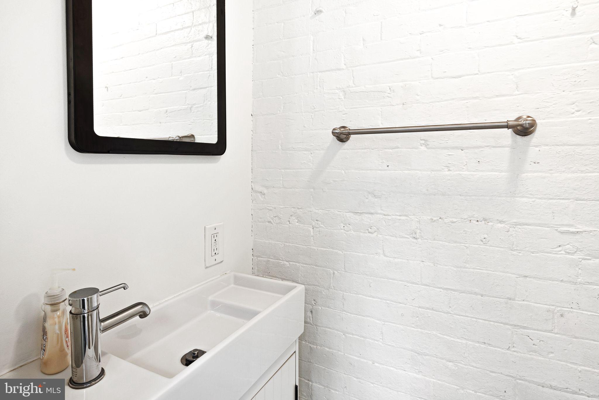 GRADUATE HOSPITAL - Residential