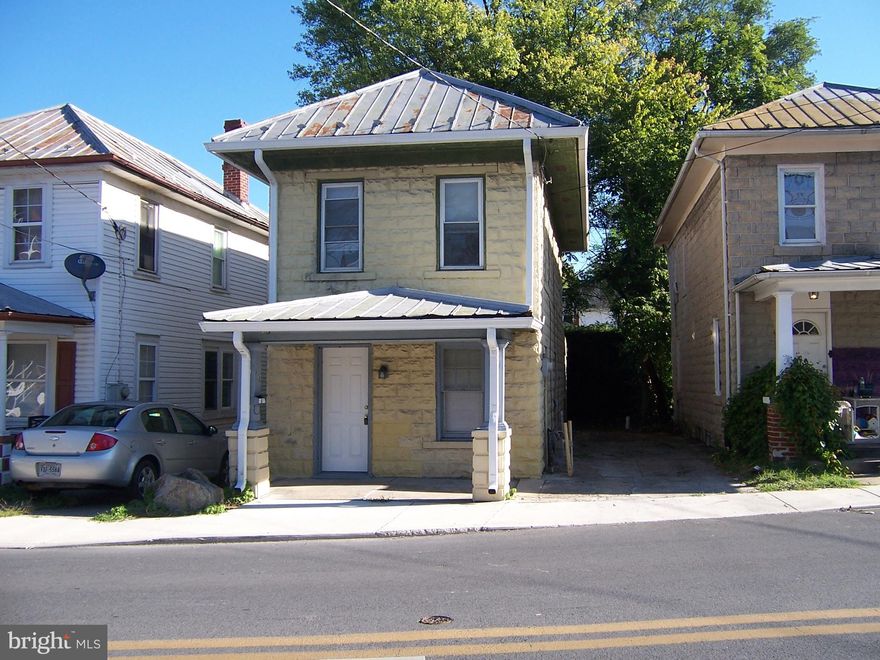 READY TO MOVING INTO  2 BEDROOM  WITH 1  BATH  HOME IN EDGE OF  CITY  WITH OFF-STREET  PARKING PAD ON RIGHT  SIDE  OF  HOME. HAS BEEN KEPT  UP  USED AS A RENTAL FOR MANY YEARS- IN AVERAGE  SHAPE AN SOME  NEW UPGRADES  BEING SOLD  AS IS AND AS  SEEN ..... 2 BEDROOM ON SECOND FLOOR  WITH  FULL BATH  FIRST  FLOOR  WILL SUPRISE  YOU  GO 3 ROOMS  TO GET TO  KITCHEN BIG THAN IT LOOKS  OUTSIDE - GAS HEAT - NEW STOVE - ALL  APPLIANCES  WILL CONVEY - BASEMENT IS  A  CELLER  FOR  STORAGE -METAL ROOF -PRIVATE  BACK YARD AND BELOW  200K IN BERKELEY COUNTRY WILL NOT BE HERE  LONG...USED FOR RENTAL OR  HOME CLOSE TO DOWNTOWN.