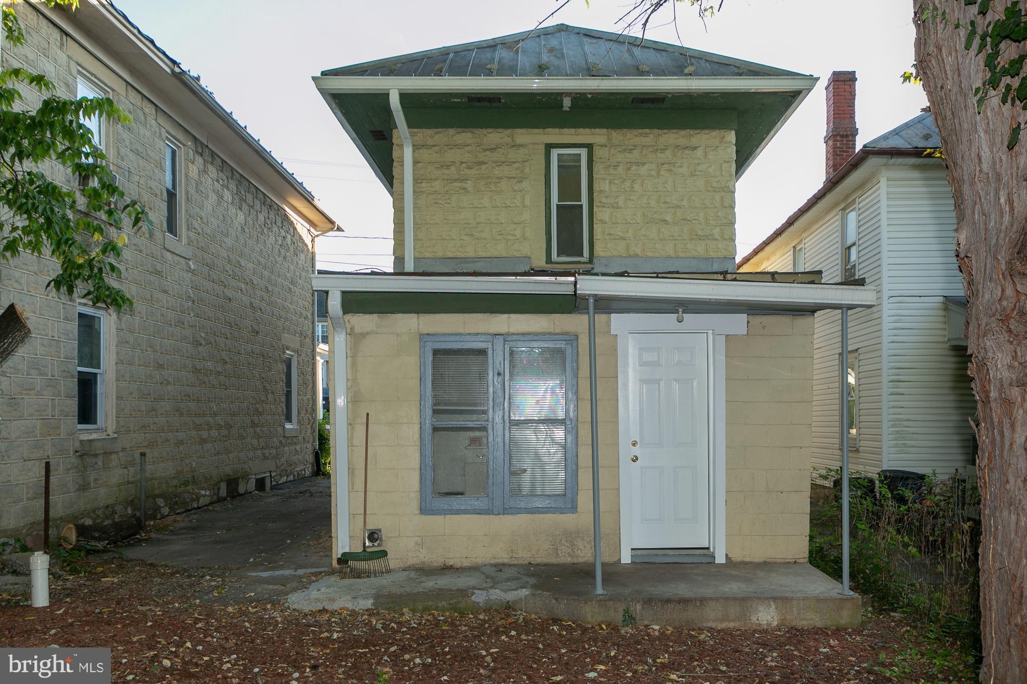 AUBURNDALE - Residential