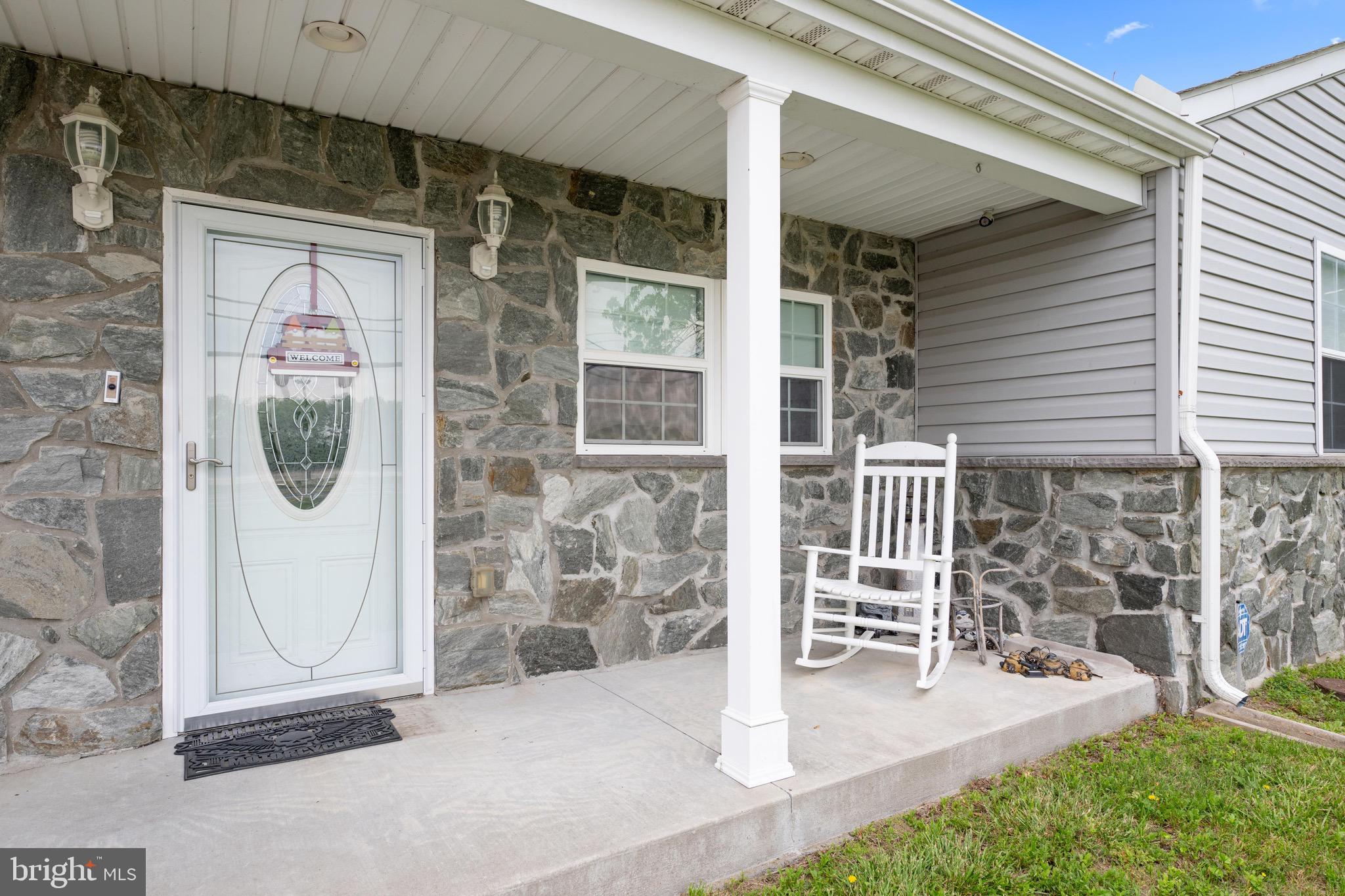 885 LEIPSIC ROAD
