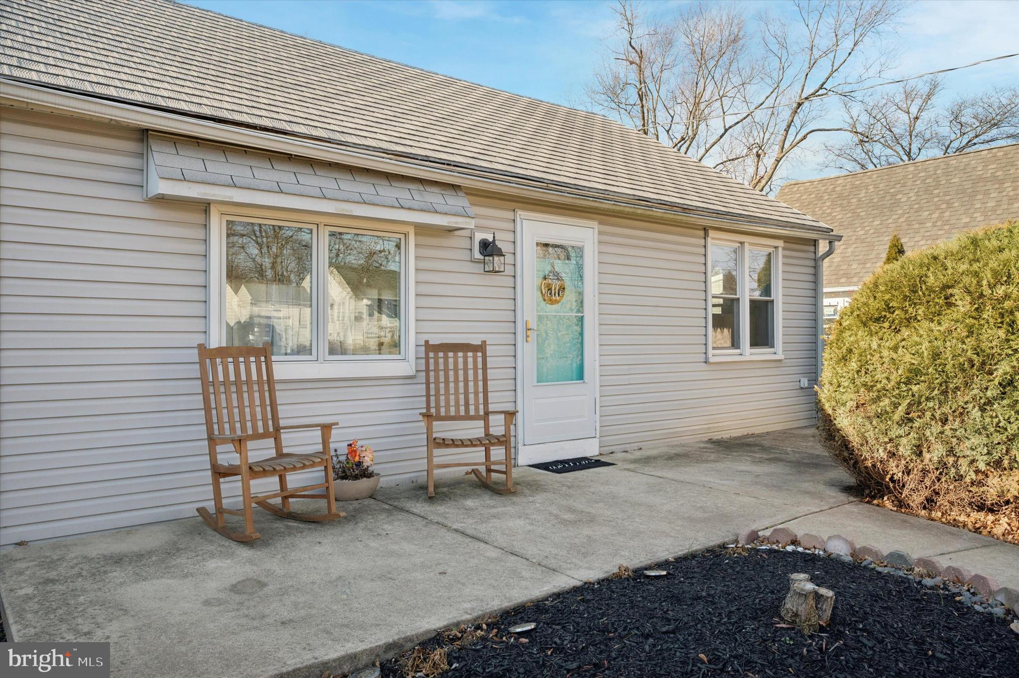 WARMINSTER HGTS - Residential