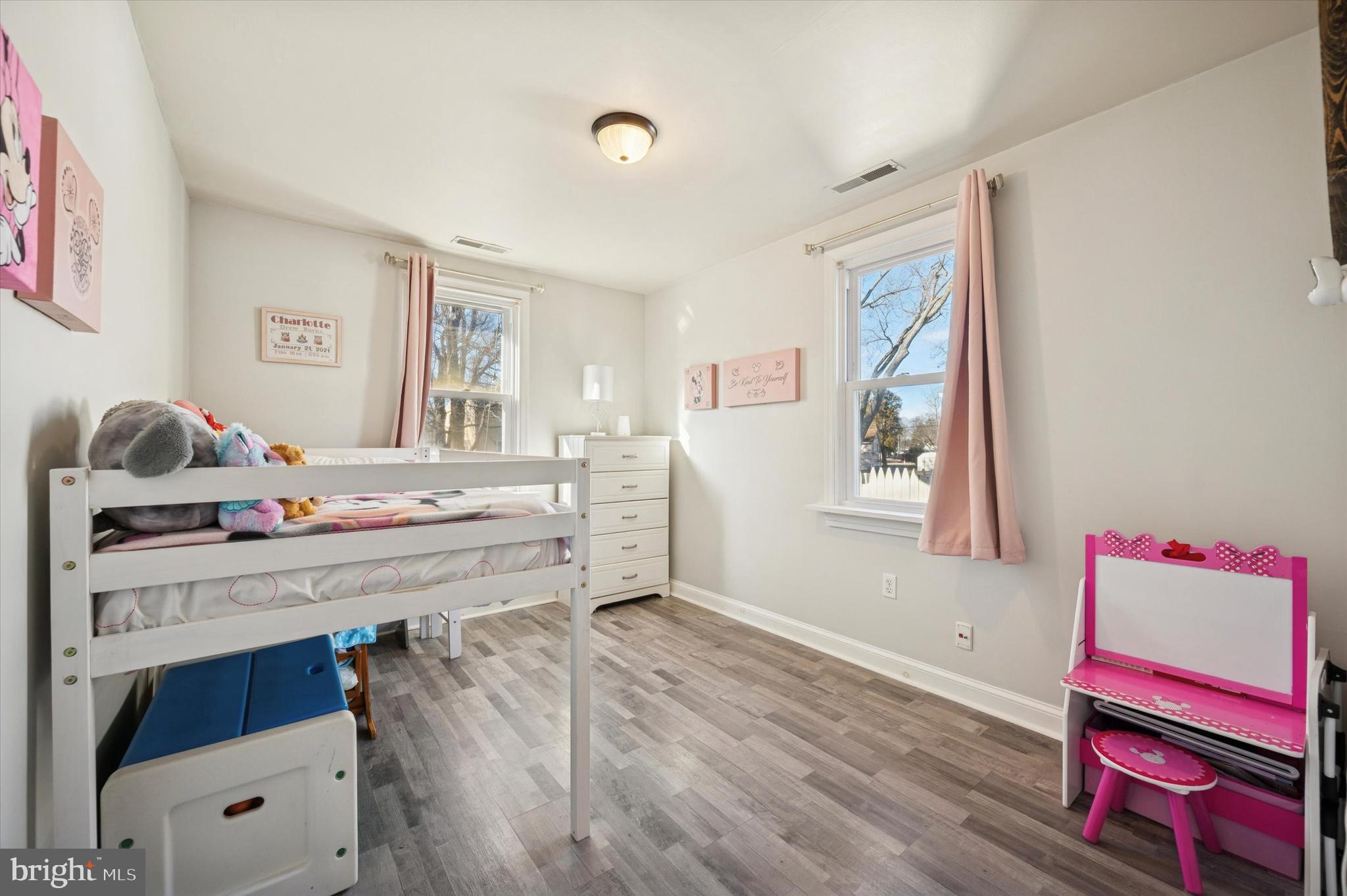 WARMINSTER HGTS - Residential