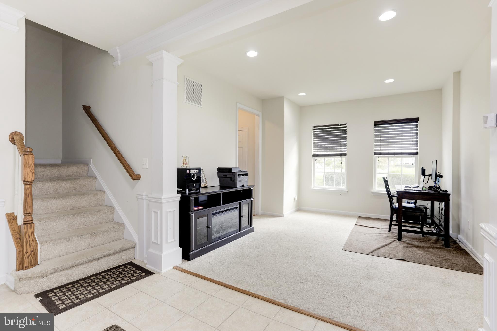 EAST GATE - Residential Lease