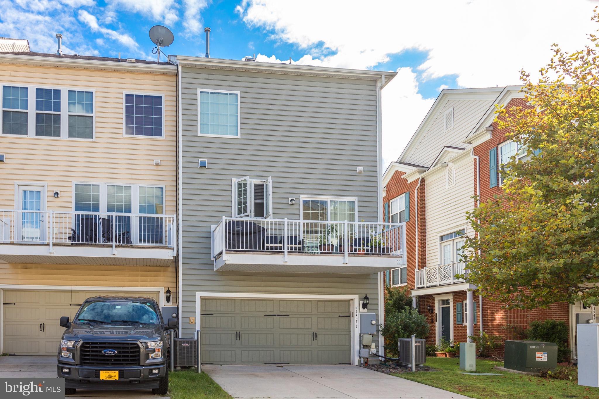 EAST GATE - Residential Lease