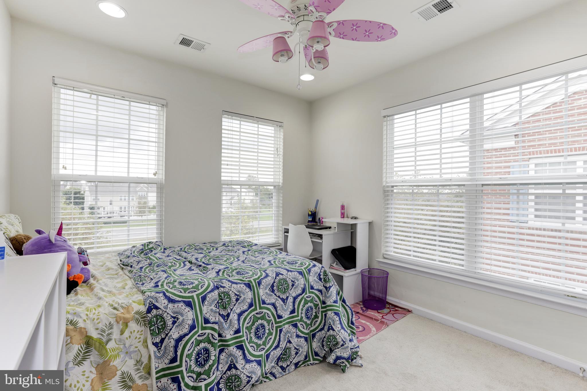 EAST GATE - Residential Lease