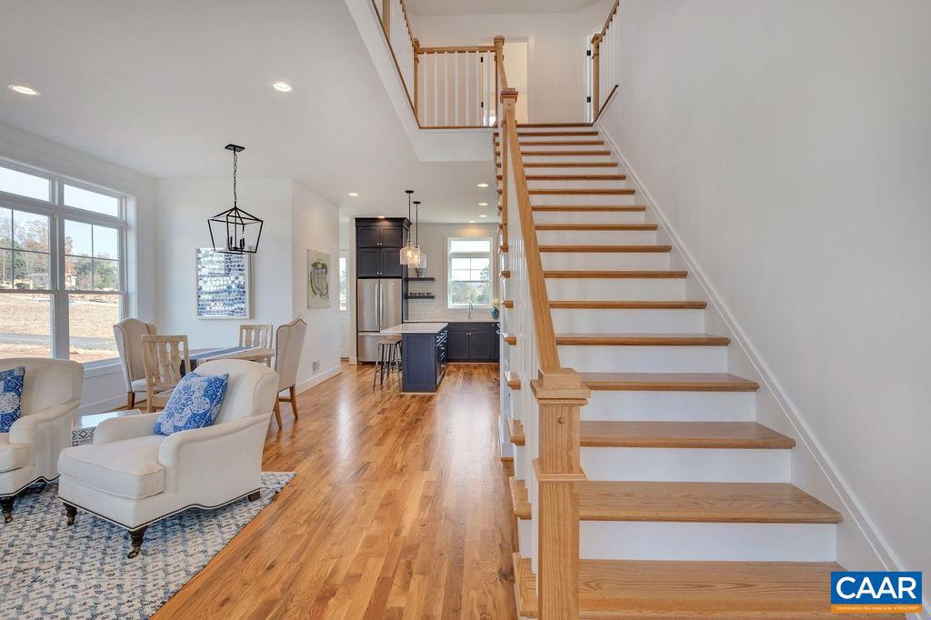 SPRING CREEK - Residential