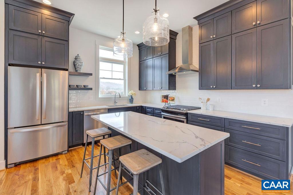 SPRING CREEK - Residential