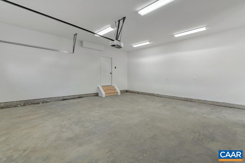 SPRING CREEK - Residential