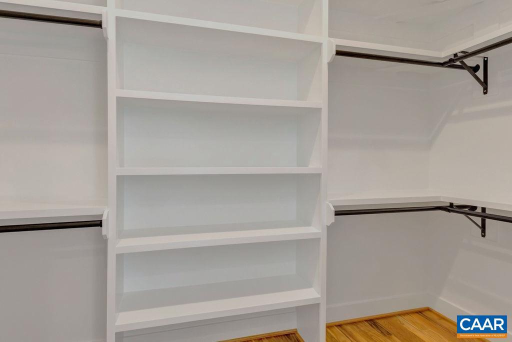 SPRING CREEK - Residential